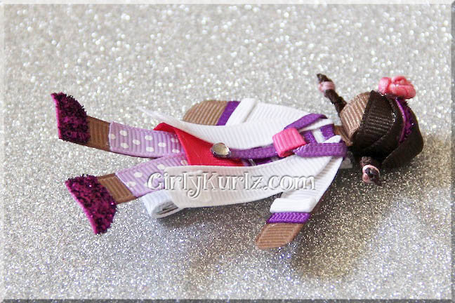 Lil’ Doctor character clip – DIY no-sew hair accessory for girls